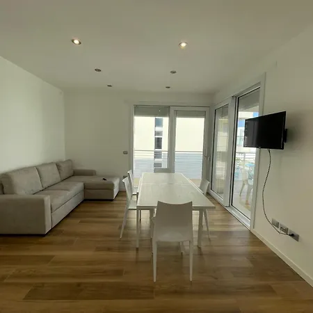 Marina Dream With Sea View Terrace - Agenzia Cocal